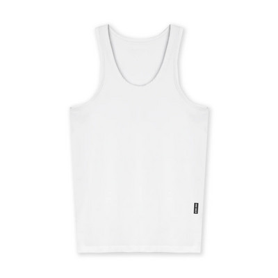 Puhas mudel ovaalse kaelusega meeste topp