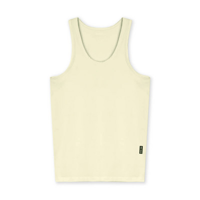 Puhas mudel ovaalse kaelusega meeste topp