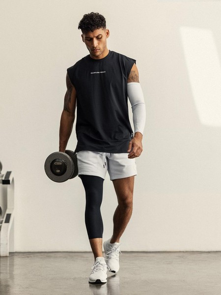 Meeste topp - ovaalse kaelusega