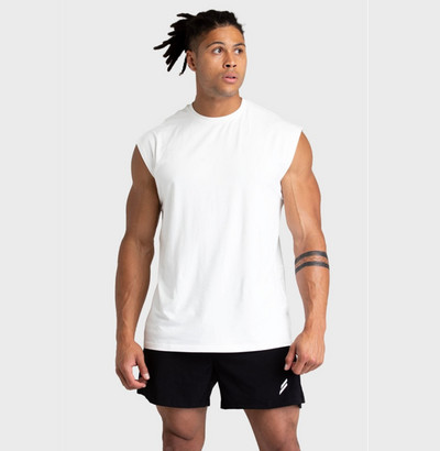 Maiou bărbătesc cu model largi potrivit pentru sport