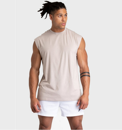 Maiou bărbătesc cu model largi potrivit pentru sport