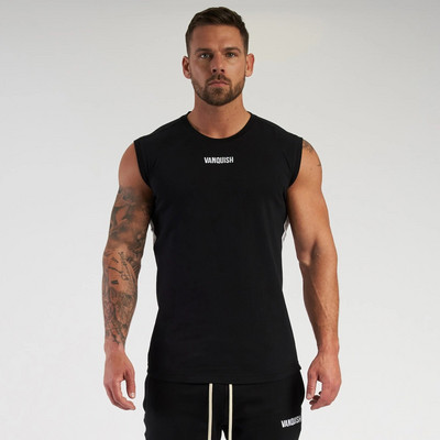 Ümara kaelusega meeste topp – sobib sportimiseks