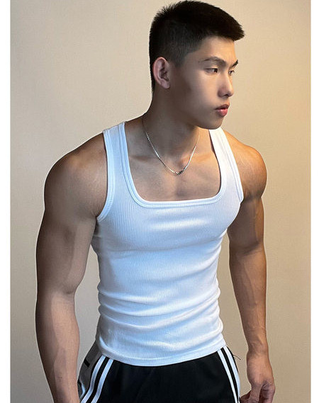 Puhas kandiline kaelus meestele