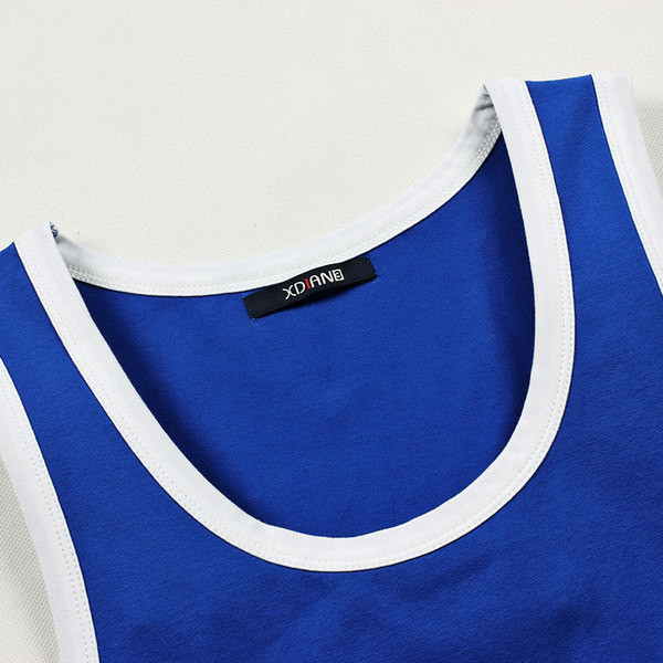 Nový model pánskeho priliehavého tielka v troch farbách