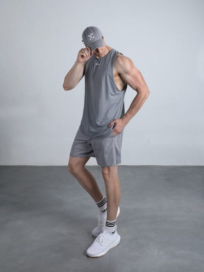 Τρέχον ανδρικό φανελάκι με οβάλ λαιμόκοψη