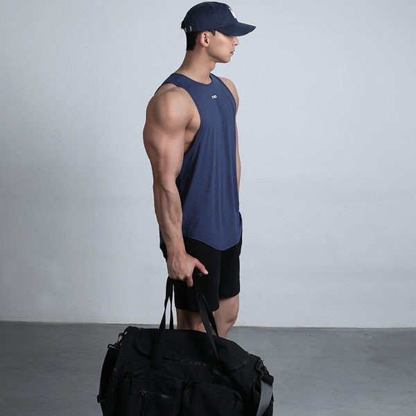 Τρέχον ανδρικό φανελάκι με οβάλ λαιμόκοψη