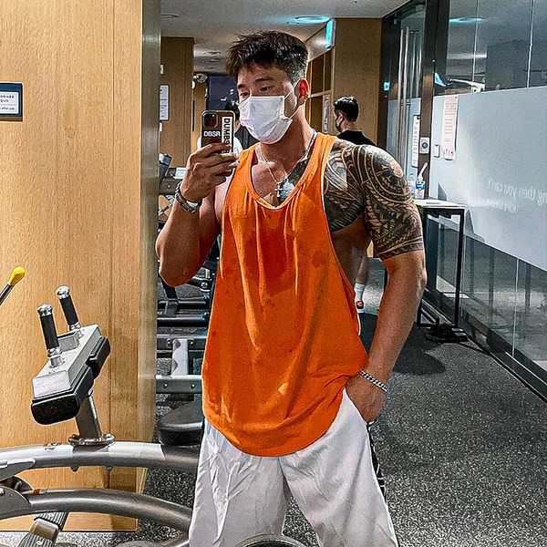 Maiou sport pentru bărbați model curat