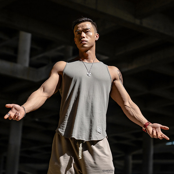 Σπορ μοντέλο ανδρικό φανελάκι