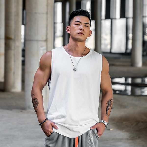 Νέο μοντέλο ανδρικό σπορ φανελάκι σε γκρι και λευκό χρώμα