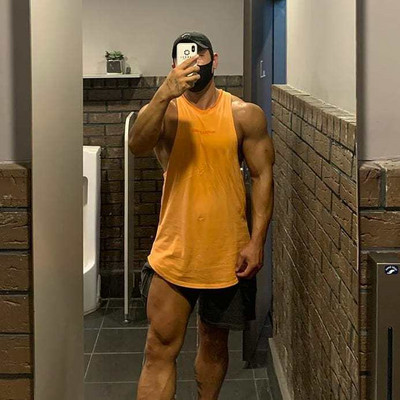 Σπορ ανδρικό φανελάκι σε διάφορα χρώματα