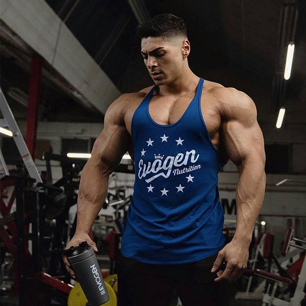 Vyriškas sportinis batviršis su kelių spalvų užrašu