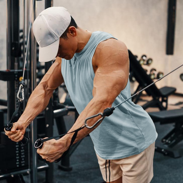 Jednobojna muška majica bez rukava s ovalnim izrezom