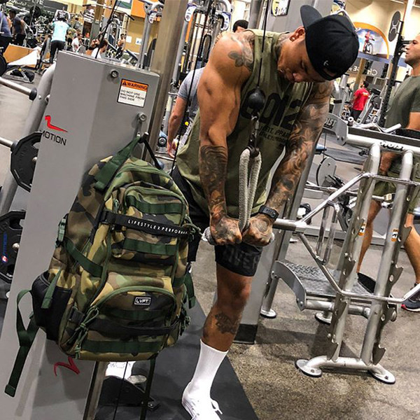 Ανδρικό αθλητικό φανελάκι - για γυμναστική