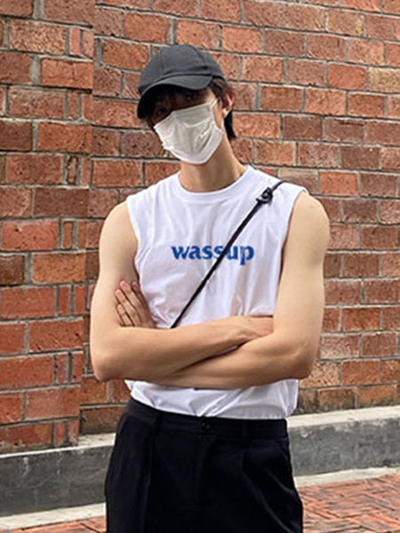 Σπορ ανδρικό φανελάκι με επιγραφή σε πολλά χρώματα