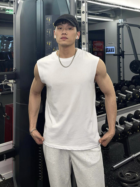 Uus mudel meeste sporttankitops valget värvi