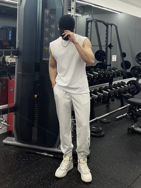 Uus mudel meeste sporttankitops valget värvi