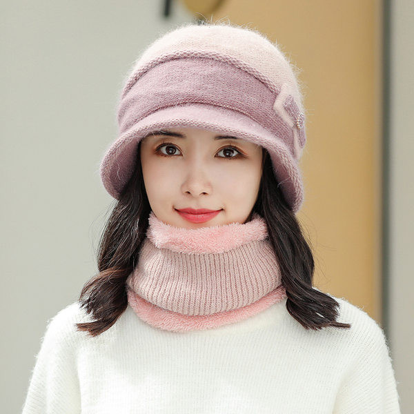 Novi model ženske zimske kape sa šiltom