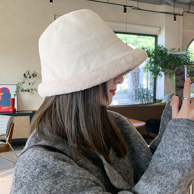 Γυναικείο χειμωνιάτικο καπέλο με εσωτερικό χνούδι