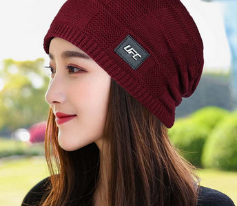 Γυναικείο χειμωνιάτικο καπέλο με λογότυπο σε πολλά χρώματα