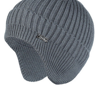 Ženska zimska kapa sa metalnim elementom, novi model