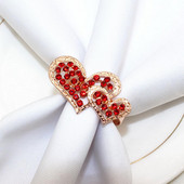 Dekoratiivne sulamist armastuse südamekujuline pulma-aastapäeva salvrätikuhoidja restoranile