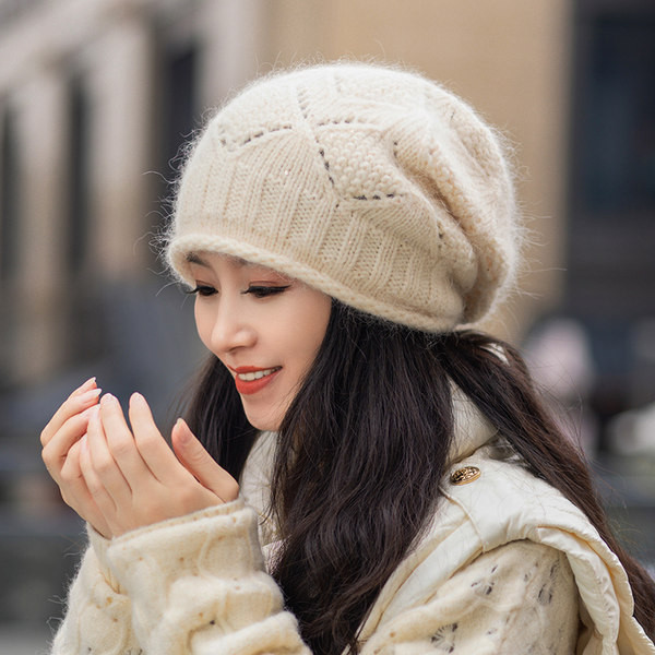 Uue mudeli naiste talvine kootud müts