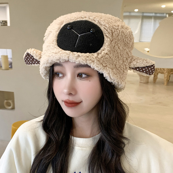 Γυναικείο πουπουλένιο καπέλο με τρισδιάστατο στοιχείο