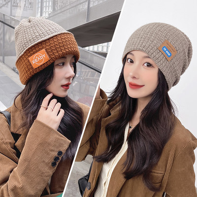 Uus mudel naiste kootud logoga müts - mitut värvi