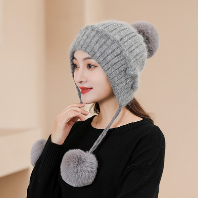 Naiste talvemüts paelte ja pon-poniga