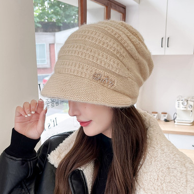 Naiste talvemüts - kivikestega