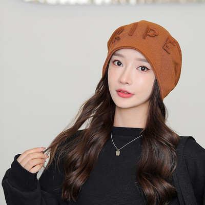 Γυναικείο καπέλο casual - με επιγραφή