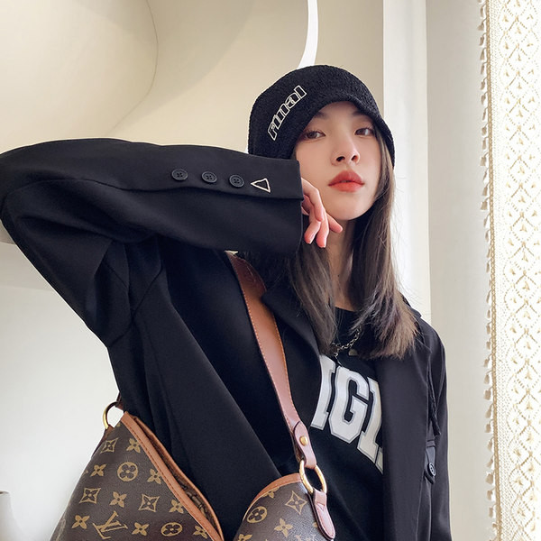 Casual καπέλο με γράμματα και κορδόνια