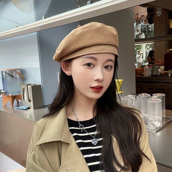 Pălărie casual de damă cu beretă potrivită pentru iarnă