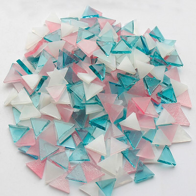 50 g läbipaistvast klaasist mosaiikplaadid kolmnurksed peitsitud mosaiikplaadid. DIY mosaiigi valmistamise kivid käsitööks hobikunstiks koduseina kaunistamiseks