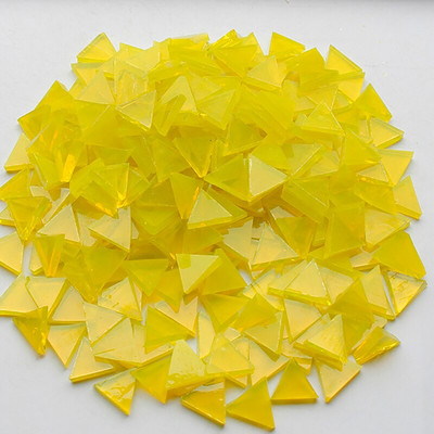 50 g läbipaistvast klaasist mosaiikplaadid kolmnurksed peitsitud mosaiikplaadid. DIY mosaiigi valmistamise kivid käsitööks hobikunstiks koduseina kaunistamiseks