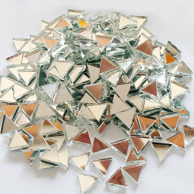 50 g läbipaistvast klaasist mosaiikplaadid kolmnurksed peitsitud mosaiikplaadid. DIY mosaiigi valmistamise kivid käsitööks hobikunstiks koduseina kaunistamiseks