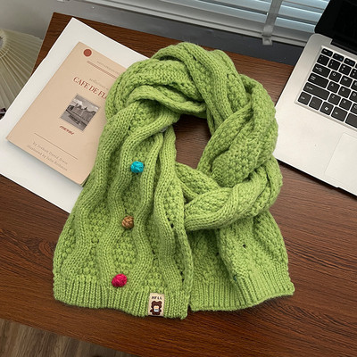 Μοντέρνο πλεκτό χειμωνιάτικο κασκόλ για γυναίκες σε διάφορα χρώματα