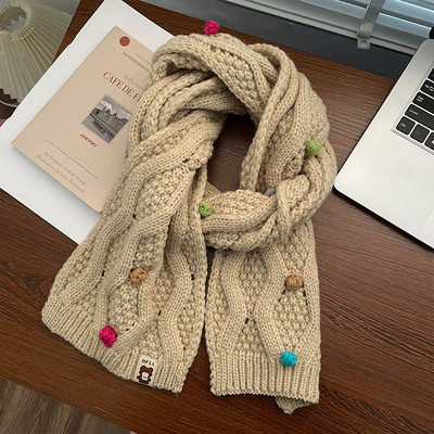 Μοντέρνο πλεκτό χειμωνιάτικο κασκόλ για γυναίκες σε διάφορα χρώματα