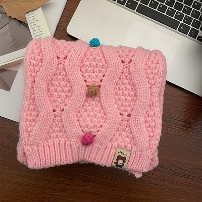 Μοντέρνο πλεκτό χειμωνιάτικο κασκόλ για γυναίκες σε διάφορα χρώματα