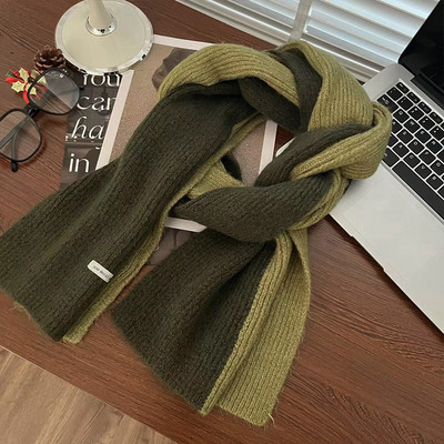 Naiste kootud sall pikkusega 176 cm