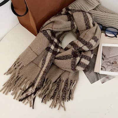 Esarfa de dama model nou cu franjuri in mai multe culori