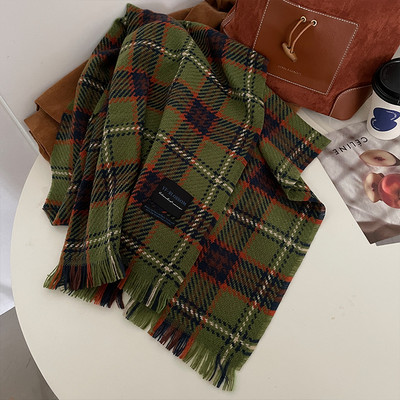 Eșarfă de damă în carouri în verde și portocaliu