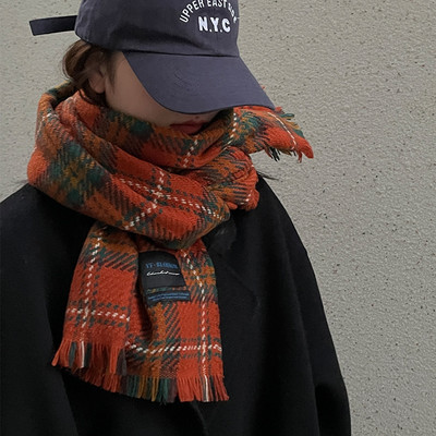 Eșarfă de damă în carouri în verde și portocaliu