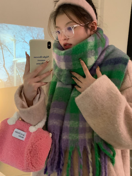 Naiste talvesall pikkusega 206 cm