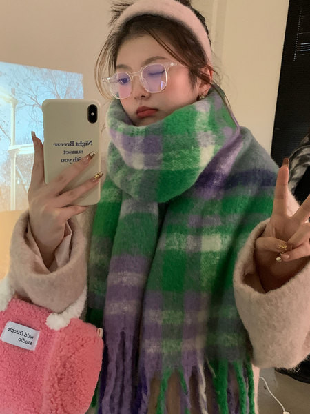 Naiste talvesall pikkusega 206 cm