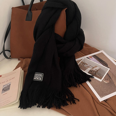 Γυναικείο χειμωνιάτικο κασκόλ με μήκος 190 cm