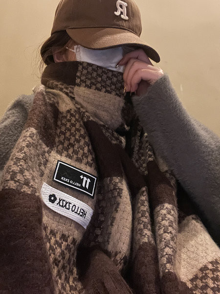 Eșarfă cu logo vintage în carouri pentru femei