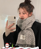 Moekas naiste talvesall logoga