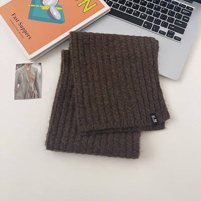 Γυναικείο χειμωνιάτικο πλεκτό κασκόλ