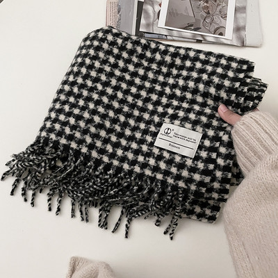 Νέο μοτίβο καρό κασκόλ  με κρόσσια για γυναίκες